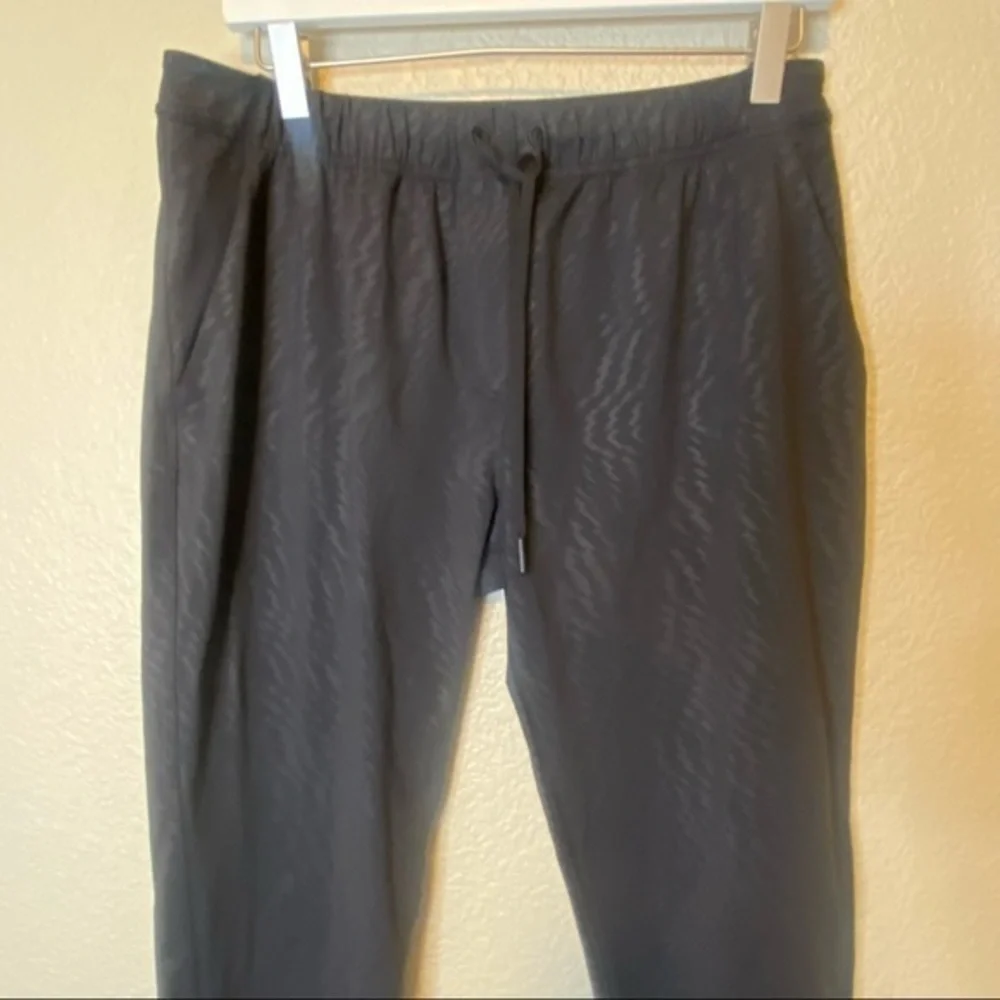 lululemon athletica lululemon black